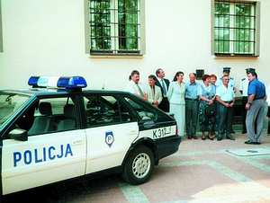 Nowy samochód Policji z Nowej Dęby